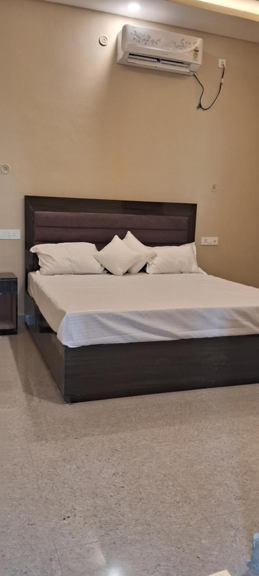 Shree Janki Palace Hotel Ayodhya ภายนอก รูปภาพ